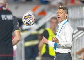 Umilit în Giulești, Burcă pregătește o schimbare importantă la Dinamo