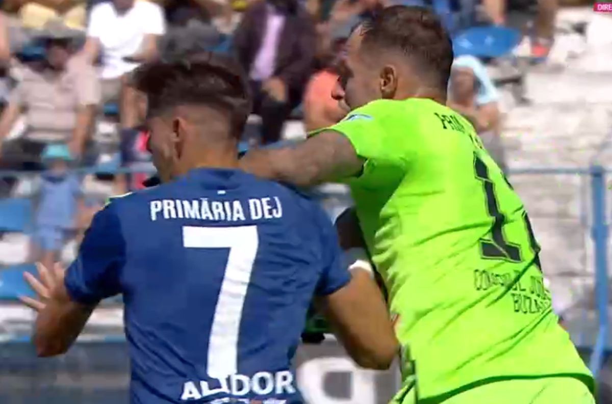 Fază inexplicabilă în Liga 2: jucătorul cu peste 100 de meciuri în SuperLigă și-a îngropat echipa