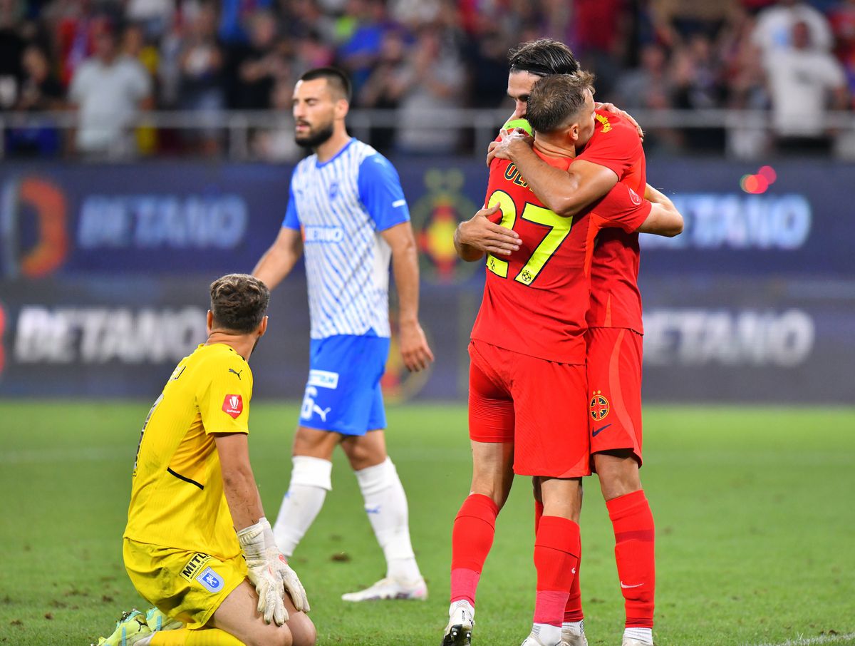 FCSB a spulberat-o pe Craiova într-o repriză » Olaru și Tavi Popescu au făcut spectacol în Ghencea