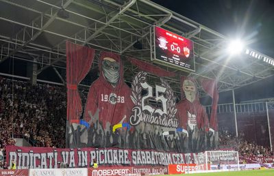 Un sac cu un „arsenal” pirotehnic a fost confiscat din Giulești » Unde l-au găsit polițiștii și ce conținea