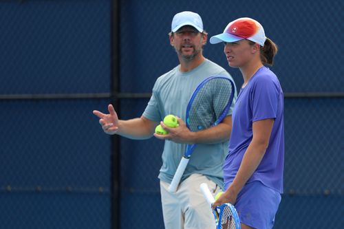 Wim Fissette și IGa Swiatek la un antrenament FOTO Imago Images