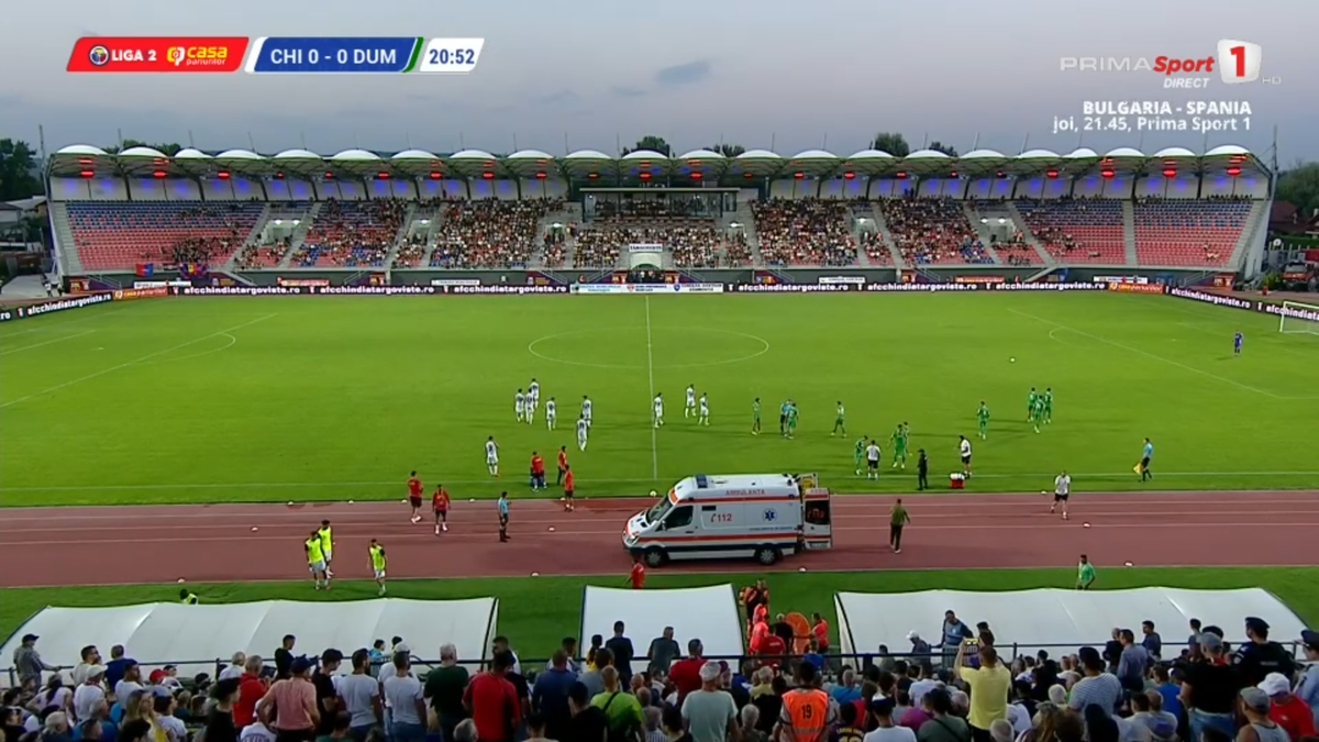 Momente de panică la meciul din Liga 2: i s-a făcut rău și a fost nevoie de intervenția ambulanței