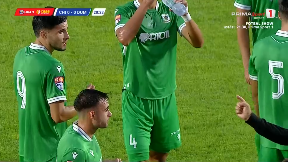 Momente de panică la meciul din Liga 2: i s-a făcut rău și a fost nevoie de intervenția ambulanței