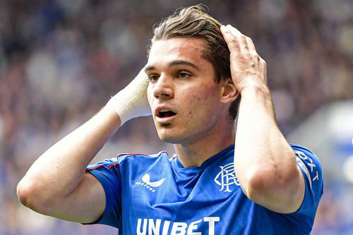 După despărțirea de Rangers, Ianis Hagi nu s-a grăbit să-și găsească o nouă echipă / Foto: Imago Images