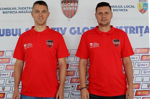 Nicolae Grigore și Ionuț Mazilu, prezentați la Gloria Bistrița // sursă foto: Facebook
