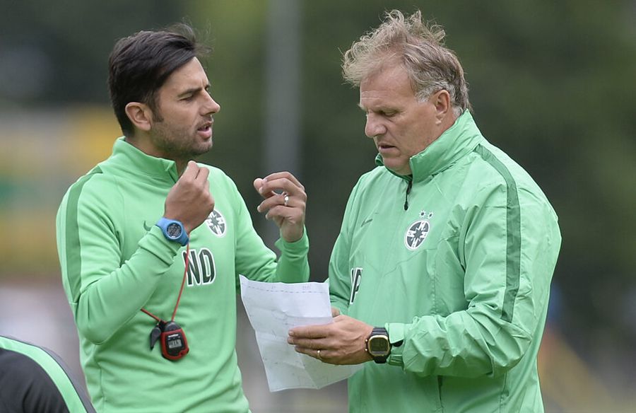 Massimo Pedrazzini (dreapta) la FCSB, alături de Nicolae Dică Mutare impresionantă reușită de Viitorul » Gică Hagi aduce un antrenor cu meciuri în Liga Campionilor!