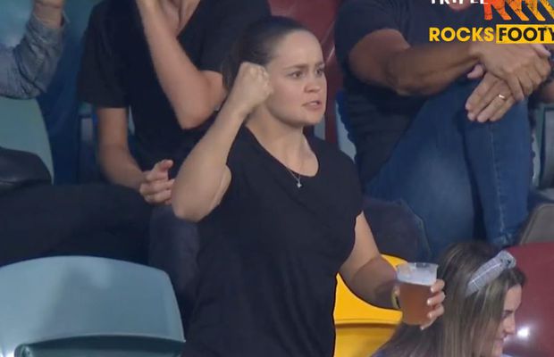 VIDEO Incredibil! Ce face liderul mondial Ashleigh Barty, în timp ce Halep spulberă tot la Roland Garros: „E cea mai mare bucurie surprinsă vreodată”