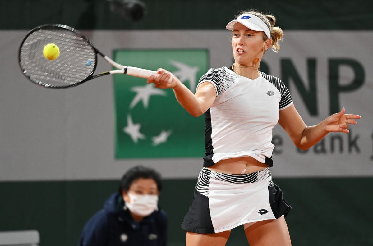 Încă un cap de serie eliminat de pe jumătatea de tablou a Simonei Halep! Caroline Garcia, favorita gazdelor, a revenit senzațional