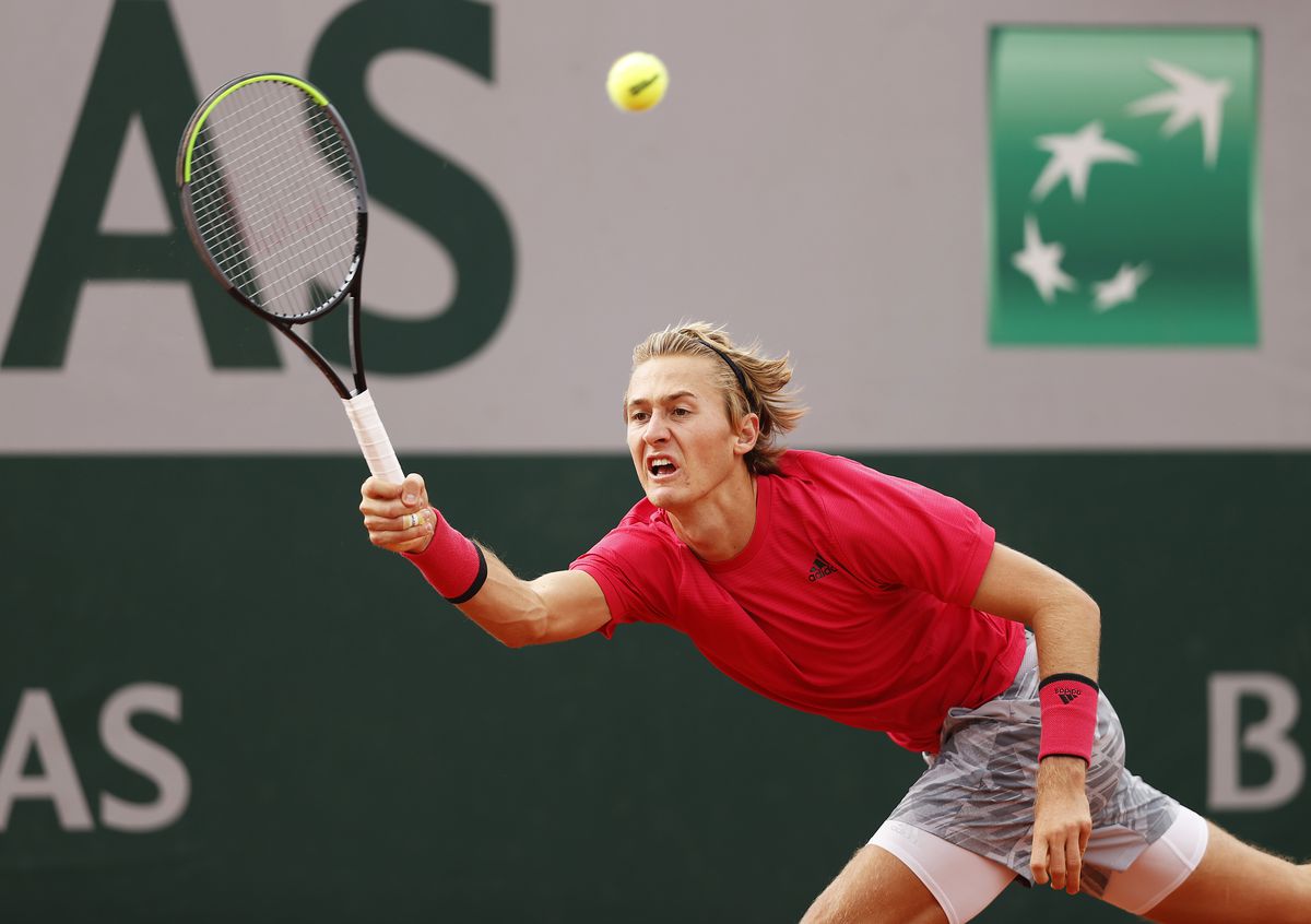 Cea mai frumoasă poveste de la Roland Garros » Sebastian, fiul marelui Petr Korda, își întâlnește idolul în optimi: „Îl iubesc pe Nadal! Mi-am botezat pisica după numele lui”