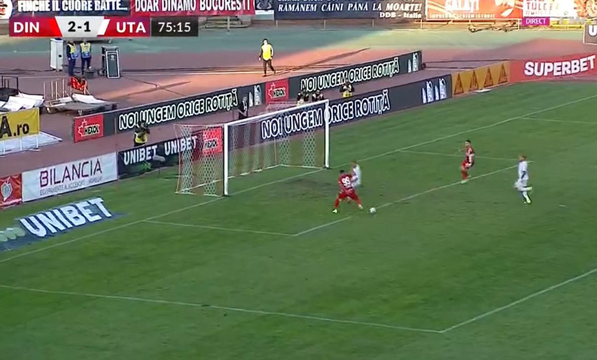 Robert Moldoveanu, ratarea sezonului în Liga 1! Fază incredibilă în Dinamo - UTA