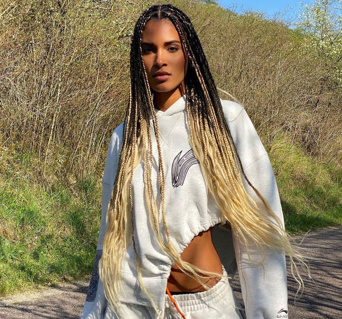 Ce conflict!? Mbappe și Neymar, distracție umăr la umăr la petrecerea unui fotomodel » Ce alte mari staruri au fost prezente