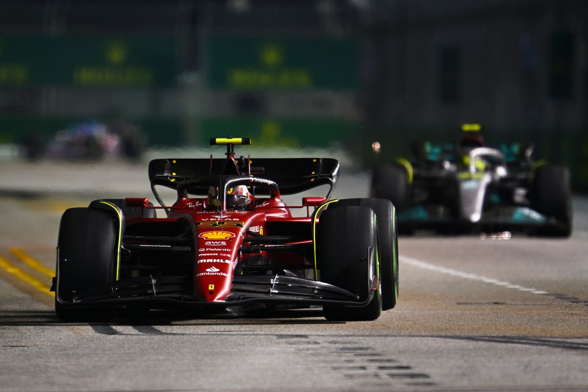 Sergio Perez triumfă în Singapore și salvează onoarea Red Bull » Încă o decepție pentru Ferrari, iar Verstappen amână sărbătoarea titlului