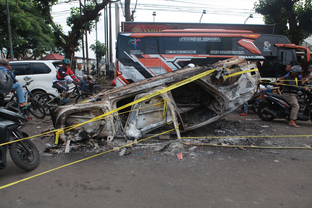 Fost jucător în Liga 1, pe teren la tragedia din Indonezia: „Fanii au vrut să vină după noi la vestiare. Din ce știu, sunt 200 de morți”