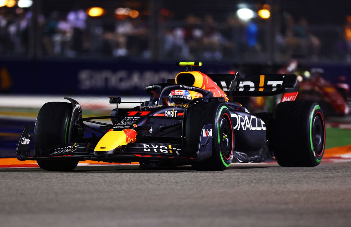 Sergio Perez triumfă în Singapore și salvează onoarea Red Bull » Încă o decepție pentru Ferrari, iar Verstappen amână sărbătoarea titlului
