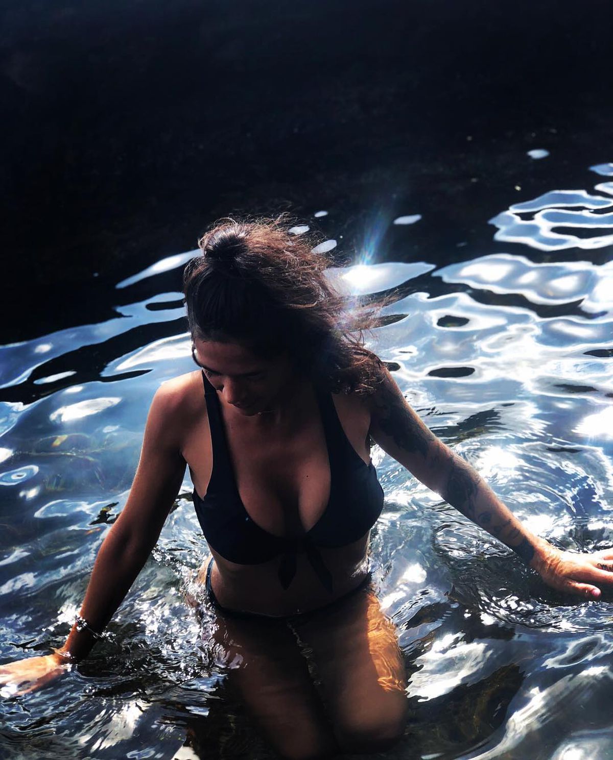 O concurentă de la „Insula Iubirii” i-a luat ochii unui mijlocaș din Serie B