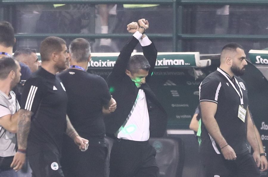 Răzvan Lucescu, gest ca Jose Mourinho Răzvan Lucescu a făcut iureș după derby-ul cu Panathinaikos: „O rușine! Deja e prea mult! Nu suntem proști”