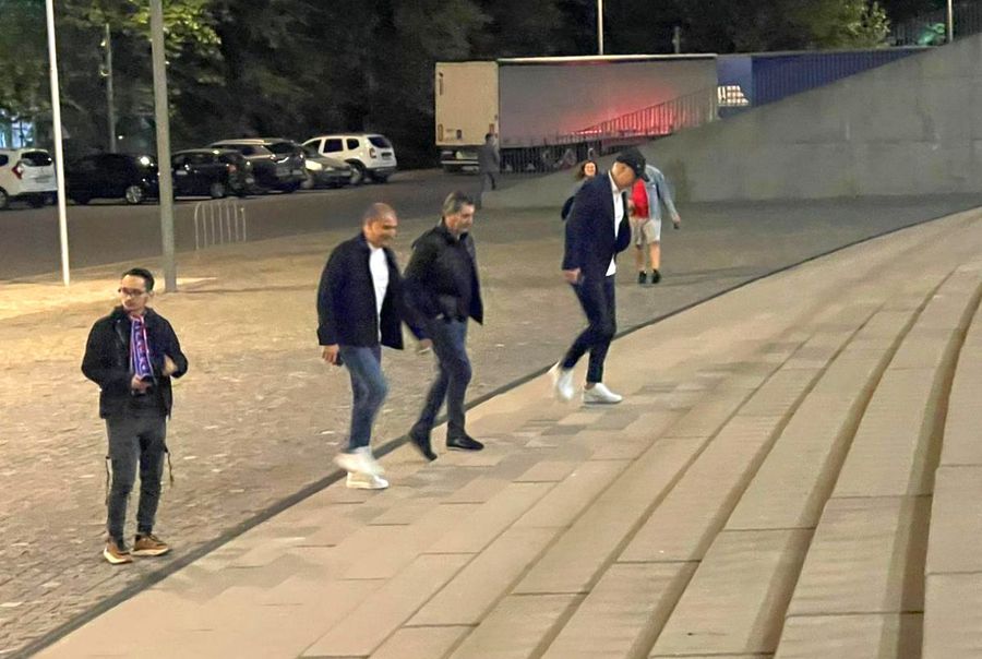 7 detalii surprinse de reporterii GSP pe stadion, la FCSB - U Cluj: nervi între colegi, vizita unui jucător-simbol, revanșa lui Dawa + gestul sfidător al lui Nistor