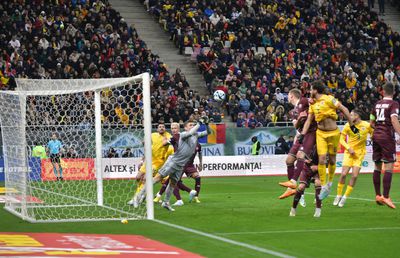 Belarus a rămas fără portarul titular înaintea meciului cu România. Accidentare teribilă suferită de Plotnikov