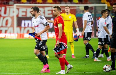 7 detalii surprinse de reporterii GSP pe stadion, la FCSB - U Cluj: nervi între colegi, vizita unui jucător-simbol, revanșa lui Dawa + gestul sfidător al lui Nistor