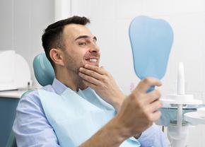De ce să alegi tratamentul cu implant dentar: beneficii multiple la un preț corect!