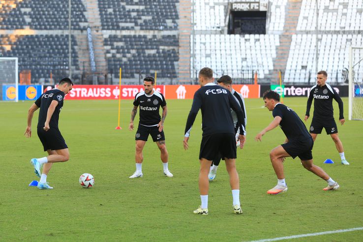 Antrenament oficial FCSB înaintea meciului cu PAOK Salonic din Europa League FOTO: Ionuț Iordache (GSP)