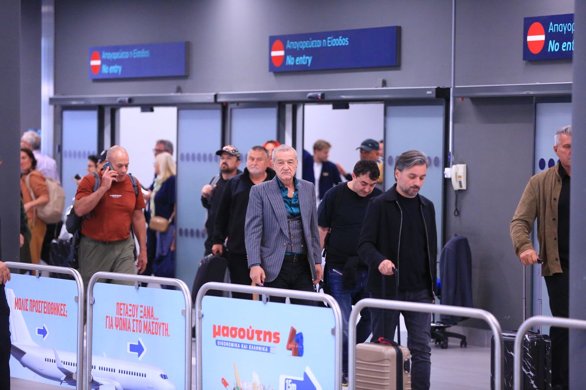 Gigi Becali le-a dat lecții de tactică jucătorilor în avion: „Vă spun ce i-am zis și lui Olaru. I-am luat pe rând!”