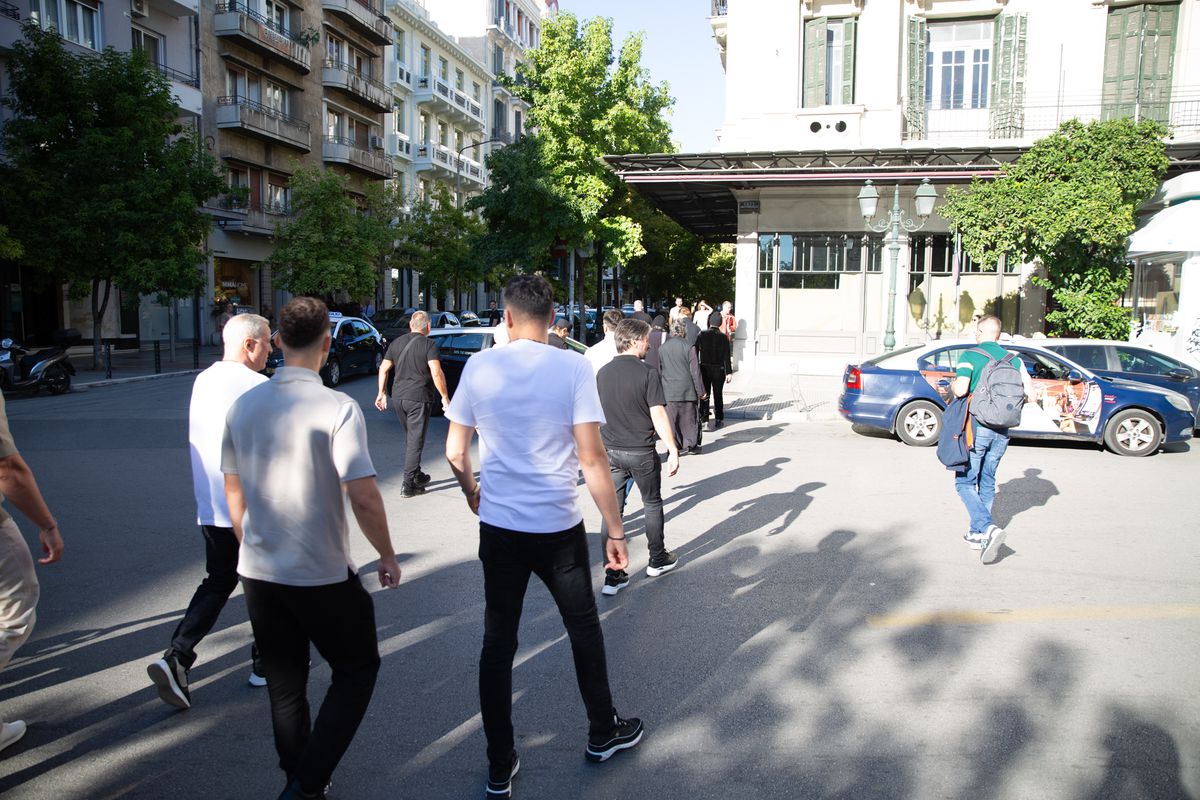 Interviu cu fotbalistul greco-albanez care le cunoaște pe PAOK și FCSB: „Poate ieși un meci aprig, dacă românii vor aplica aceste două lucruri”