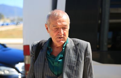Gigi Becali l-a desființat pe jucătorul FCSB-ului: „E dolofănel! L-am luat de șunci pe sub tricou, voi nu-l vedeți?”