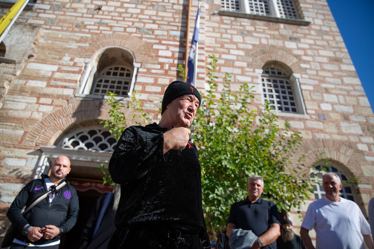 Gigi Becali la biserici