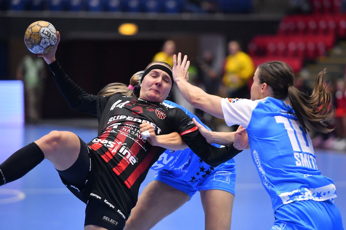 CSM București-Gloria Bistrița, Liga Florilor