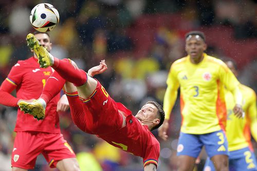 Dennis Man, în tricoul naționalei // foto: Guliver/gettyimages