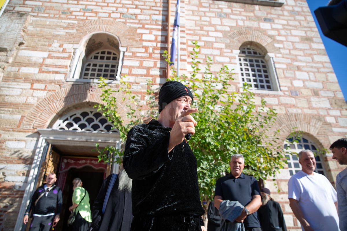 Gigi Becali la biserici