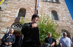 Grecii nu se miră de stilul lui Gigi Becali: „Ceva comun”