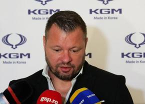 „O mașină care ține cu casa” » Marius Niculae a mers la lansarea noului model și a dezvăluit cum l-a ajutat pe Cristiano Ronaldo să-și cumpere primul autoturism