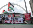 Protest în fața stadionului Wembley / Foto: Imago
