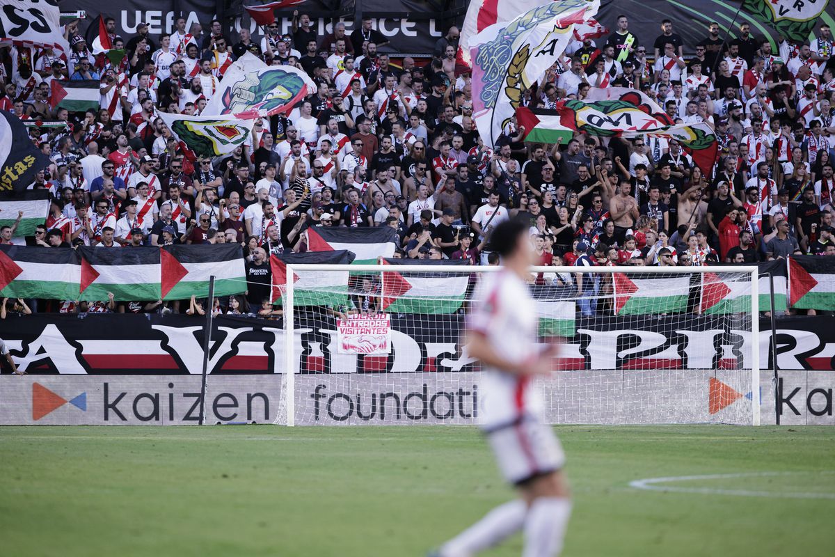 Bannere Palestina în Europa League și Conference League