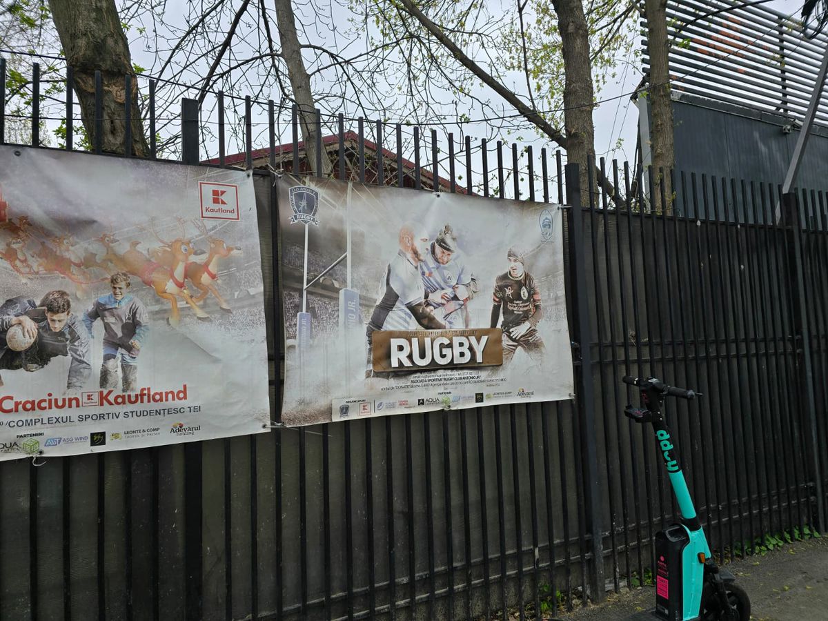 Cum arătau terenul și tribunele CCSS Tei, înainte de modernizare