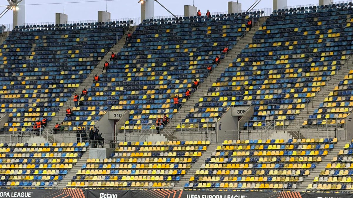 Peluza Nord și-a schimbat locul pe Arena Națională la FCSB - Young Boys, după sancțiunea aplicată de UEFA