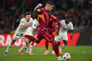 Scene incredibile în Europa League » AS Roma a ratat 3 penalty-uri consecutive