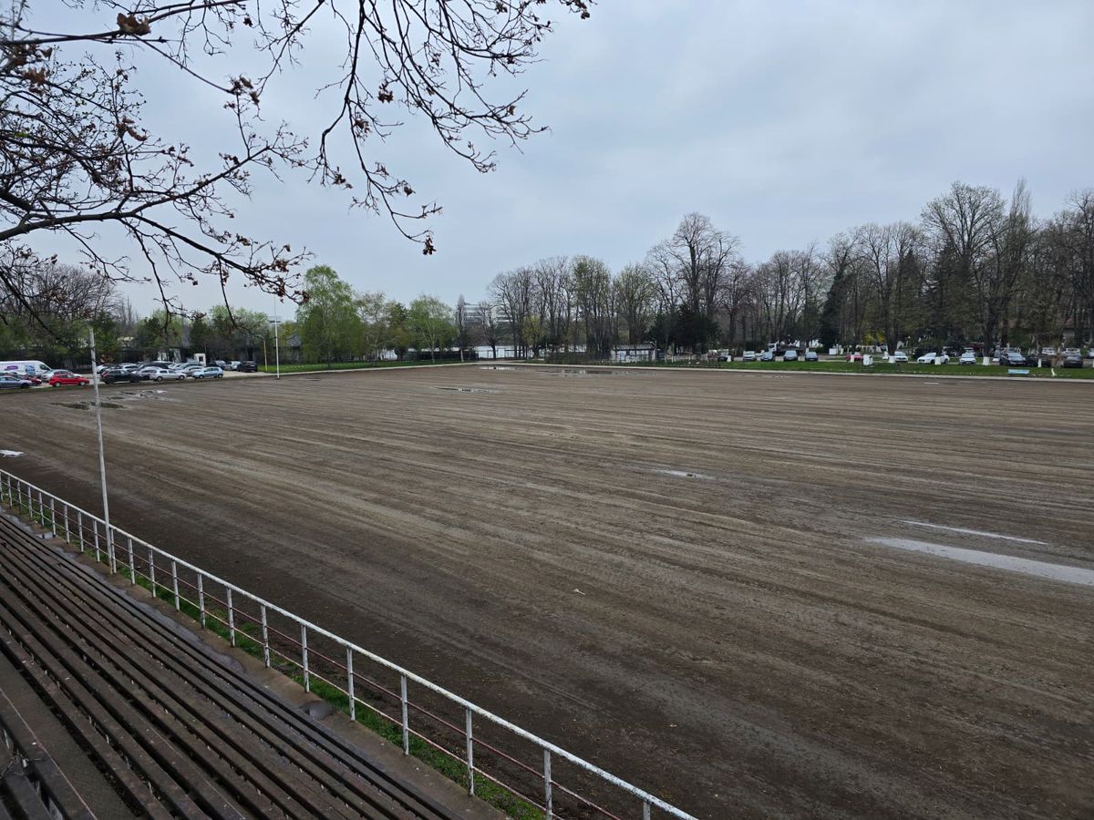 Scandal! Adrian Mutu și „Pescobar” sunt acuzați că administrează abuziv un teren din zona de lux a Capitalei: „S-au făcut stăpâni, nu cred că vom mai juca acolo”