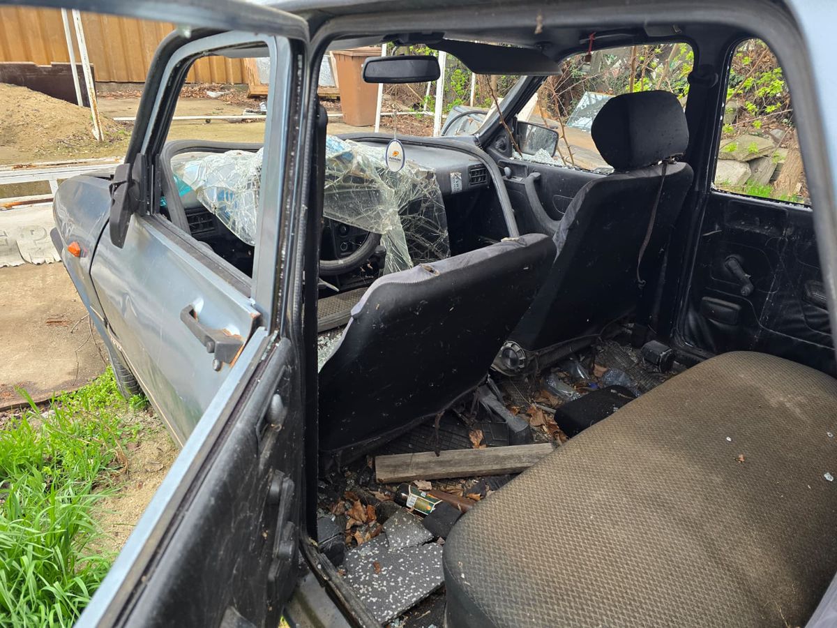 Scandal! Adrian Mutu și „Pescobar” sunt acuzați că administrează abuziv un teren din zona de lux a Capitalei: „S-au făcut stăpâni, nu cred că vom mai juca acolo”