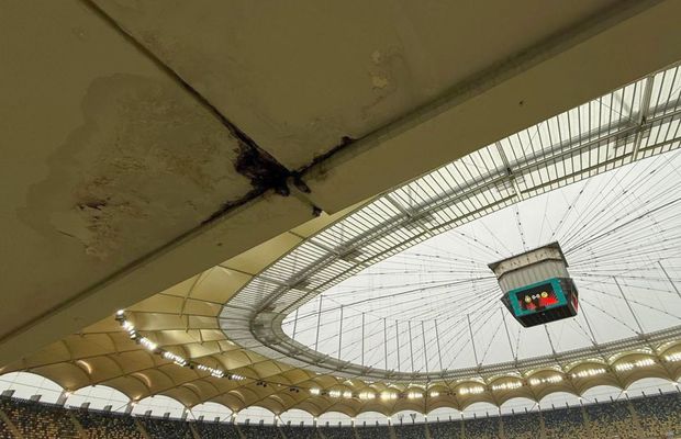 Imagini uluitoare de la Arena Națională înainte de FCSB - Young Boys » Ploaia s-a infiltrat prin tavanul lojilor