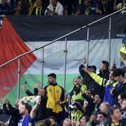 Steagurile Palestinei la Fenerbahce - Nice / Foto: Imago