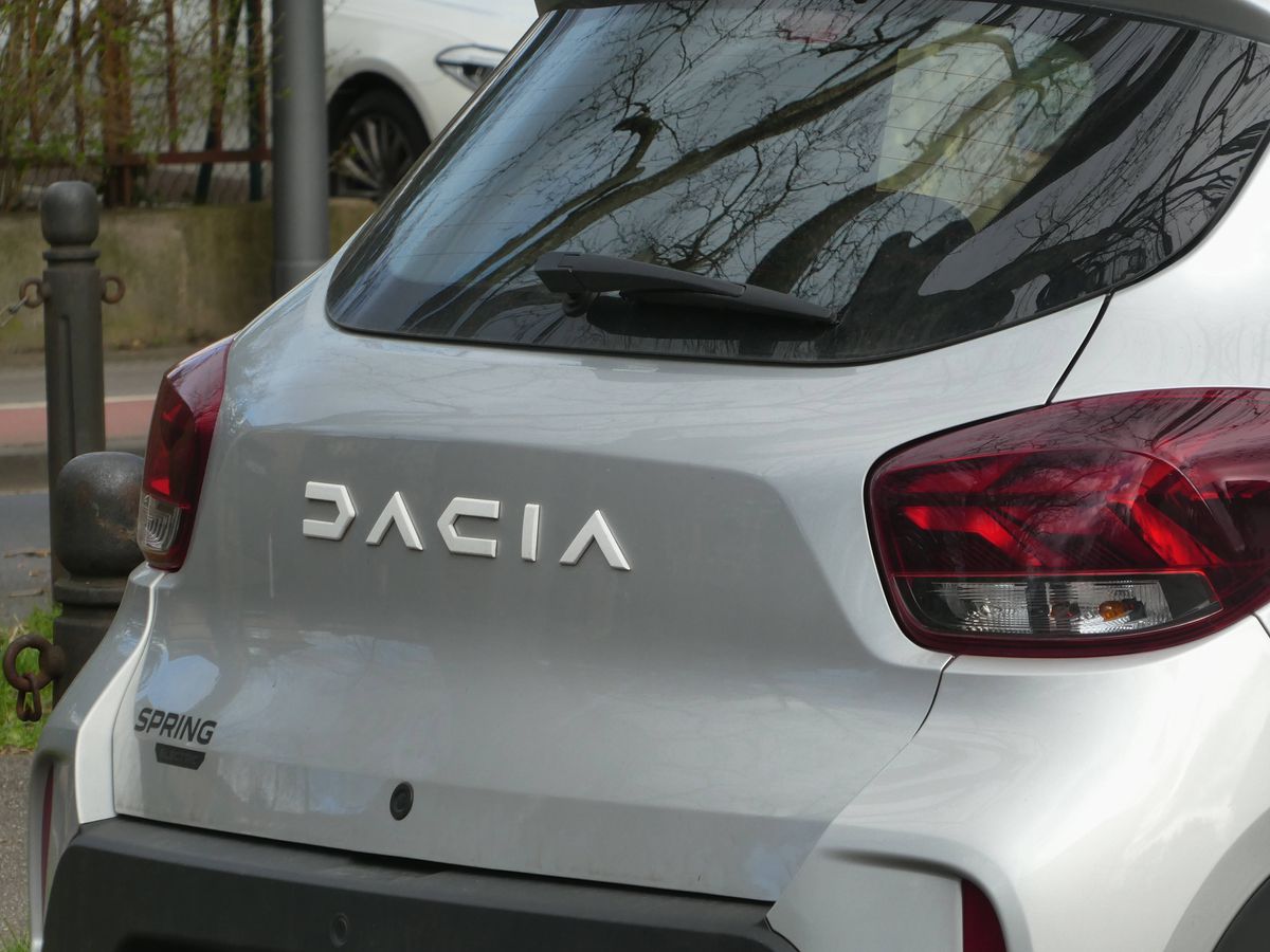 Un model nou de Dacia poate fi cumpărat pentru mai puțin de 4.000 de euro: cum arată și cum este posibil