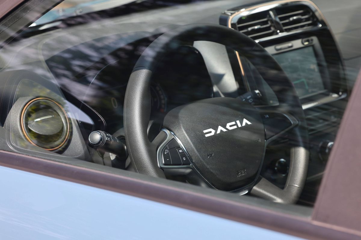 Un model nou de Dacia poate fi cumpărat pentru mai puțin de 4.000 de euro: cum arată și cum este posibil