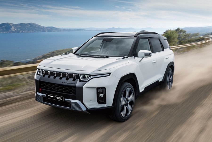 „O mașină care ține cu casa” » Marius Niculae a mers la lansarea noului model și a dezvăluit cum l-a ajutat pe Cristiano Ronaldo să-și cumpere primul autoturism