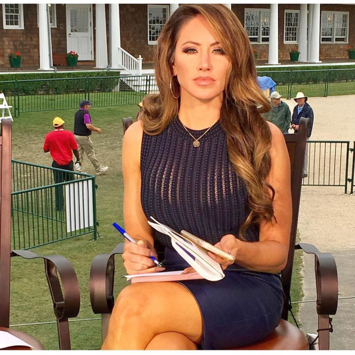 FOTO Holly Sonders, reporter la Fox Sports, i-a lăsat pe toți cu gura căscată! Cum a apărut pe stradă