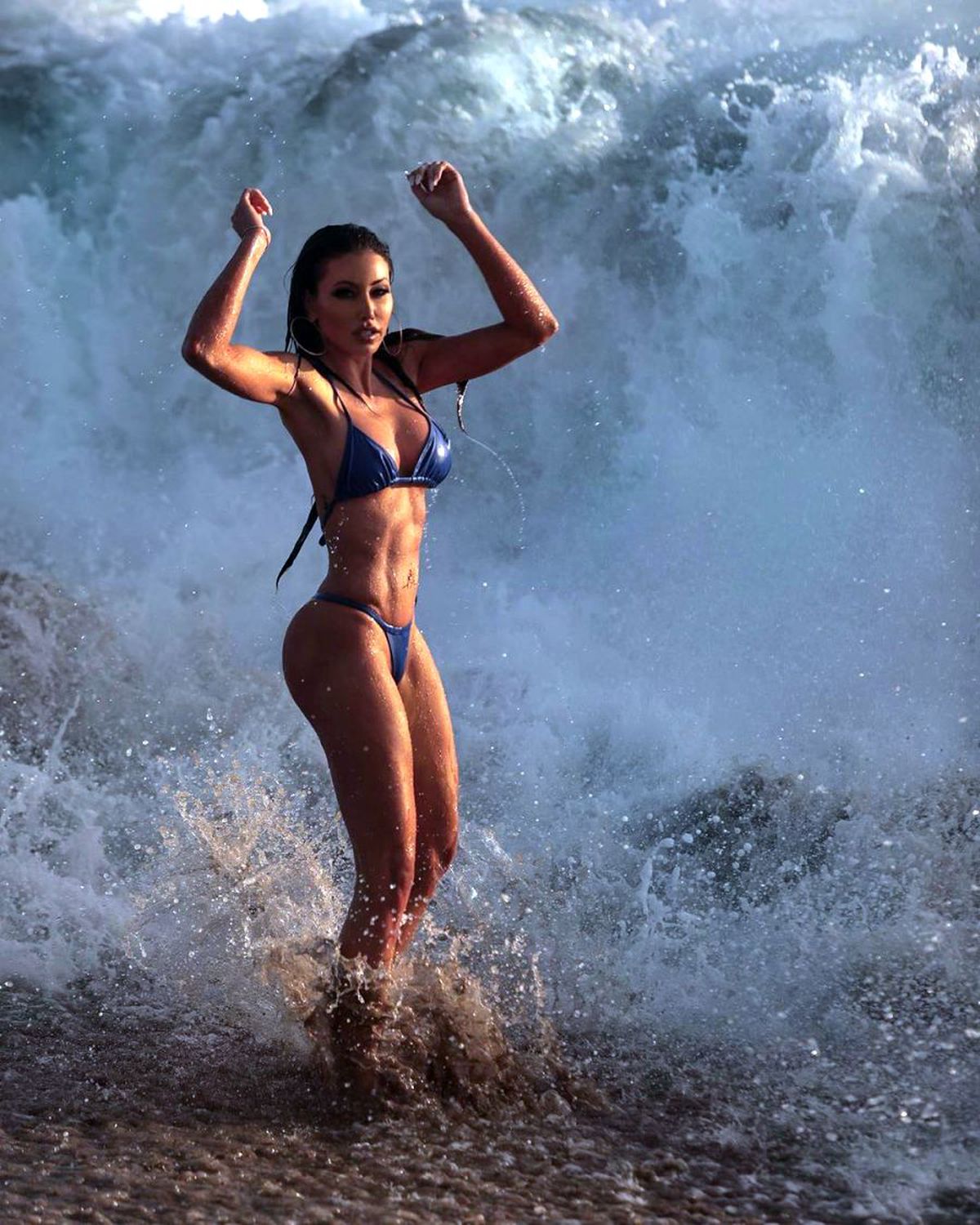 FOTO Holly Sonders, reporter la Fox Sports, i-a lăsat pe toți cu gura căscată! Cum a apărut pe stradă