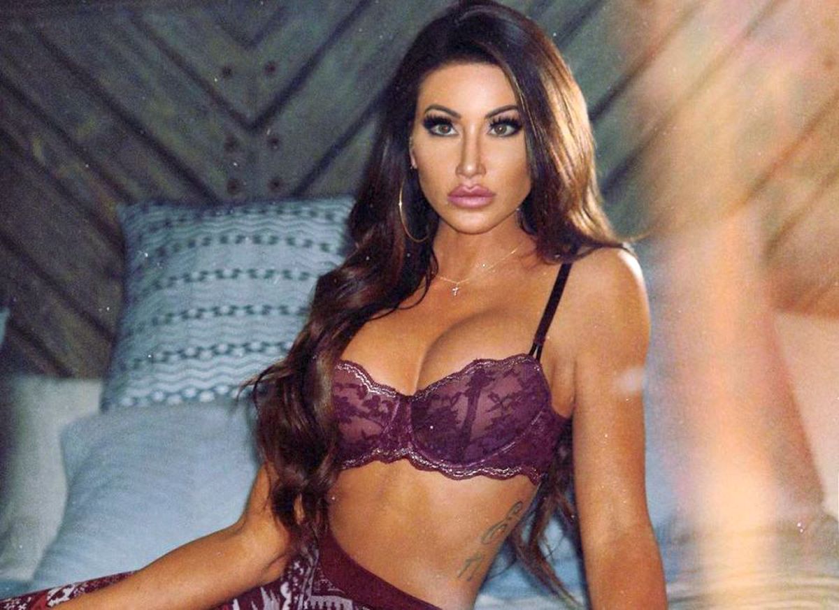 FOTO Holly Sonders, reporter la Fox Sports, i-a lăsat pe toți cu gura căscată! Cum a apărut pe stradă