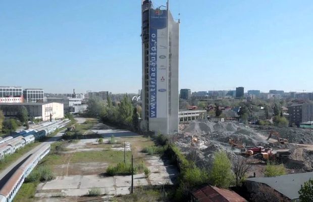 FOTO Turnul IFMA, de 114 metri, demolat de Ion Țiriac: ce proiect gigantic vrea să facă pe terenul de la Gara de Nord